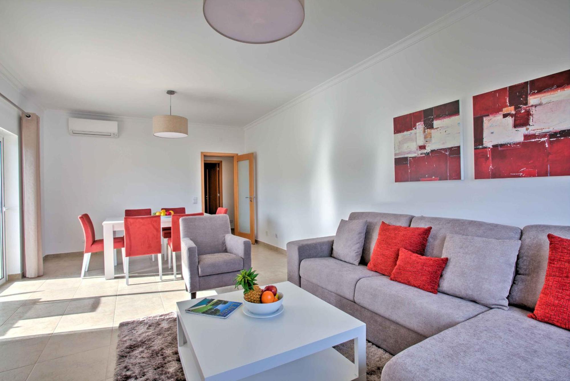 Apartment Palm Tree With Pool By Homing