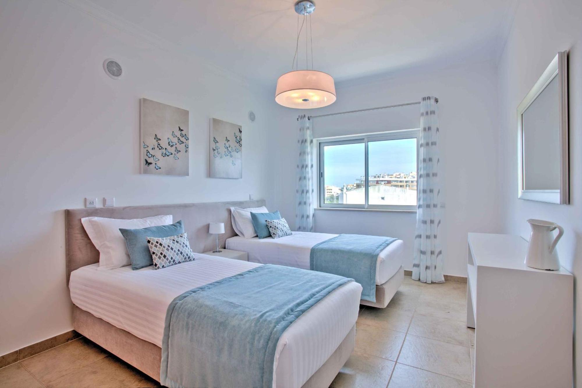 Apartment Palm Tree With Pool By Homing Lagos